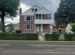 953 Wayne St, Bridgeport, CT 06606