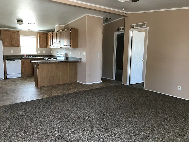 3513 Smith St — Photo 39