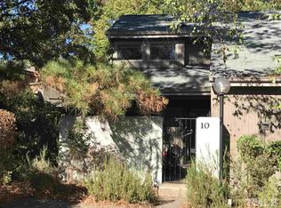 10 Dartford Ct, Chapel Hill, NC 27517