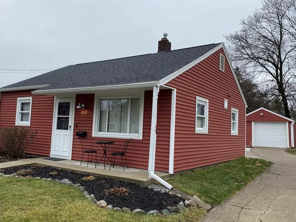 1212 Poxson Ave, Lansing, MI 48910