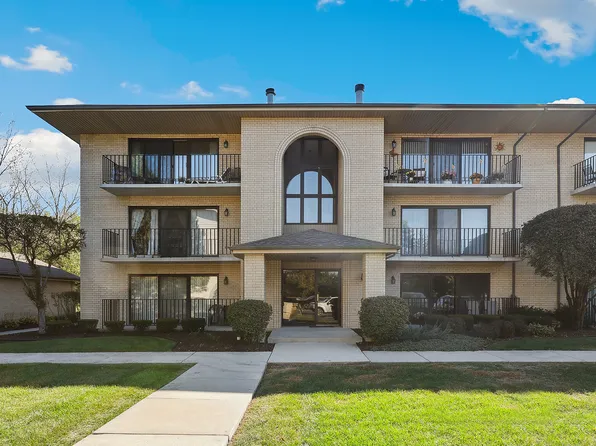 5812 W College Dr #1D, Alsip, IL 60803
