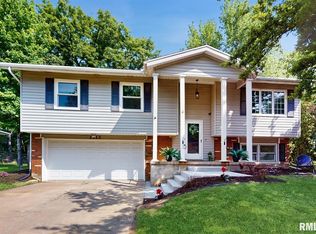 1513 18th Avenue Ct, Silvis, IL