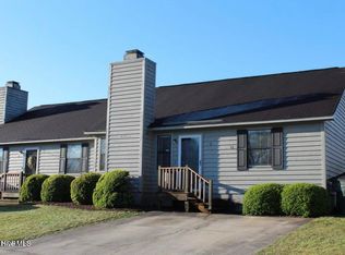 239 Wyndham Cir #B, Greenville, NC 27858