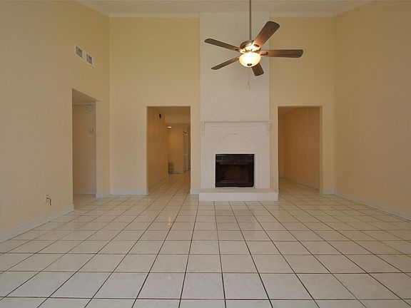 5th image of 19503 Hollowlog Dr