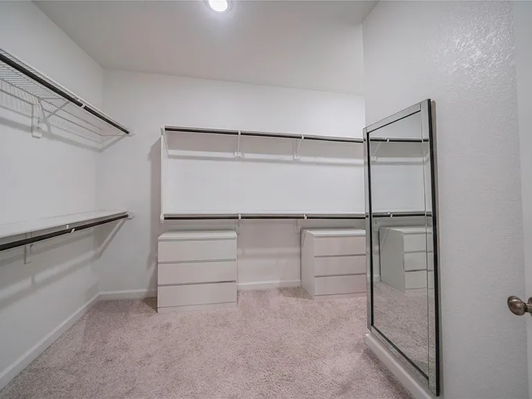 21802 Blue Daisy Ct — Photo 23