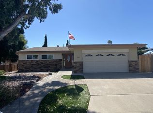9228 Allano Way, Santee, CA 92071