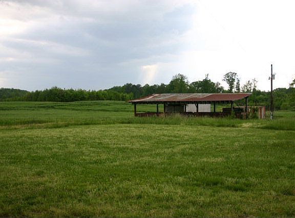 5th image of 1440 Barnesville Hwy