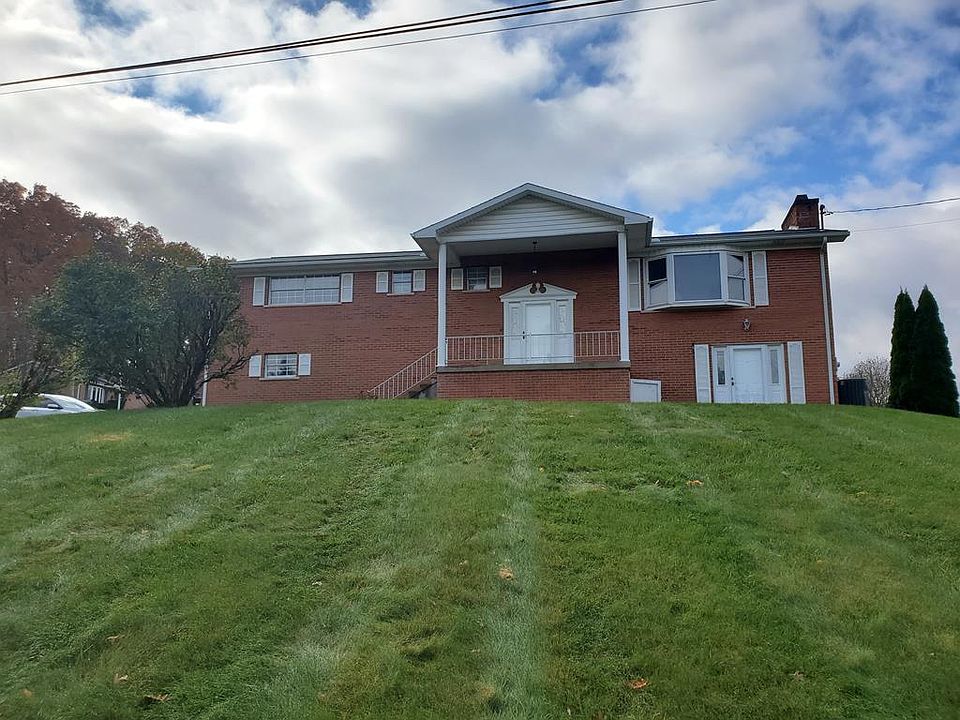 1st image of 233 Rustic Hills Dr