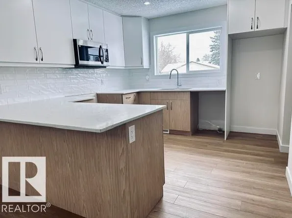 4843 115th Ave NW, Edmonton, AB T5W 0T9