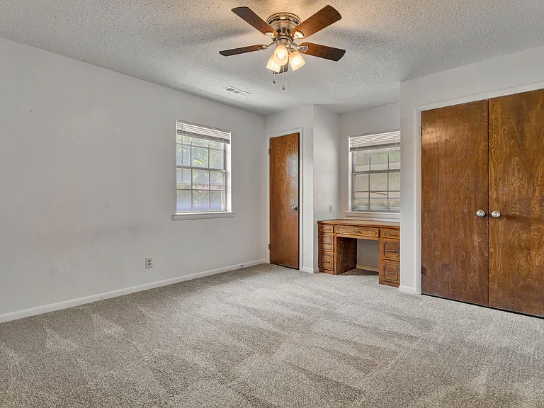 1660 Palmer Pl — Photo 20