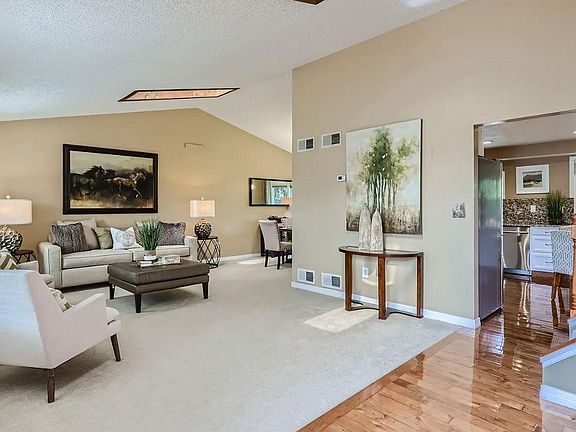 2nd image of 1422 S Chambers Cir