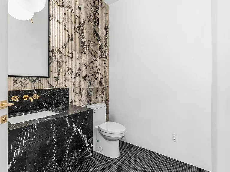 1209 E Cumberland Ave #2902-1/2 — Photo 16