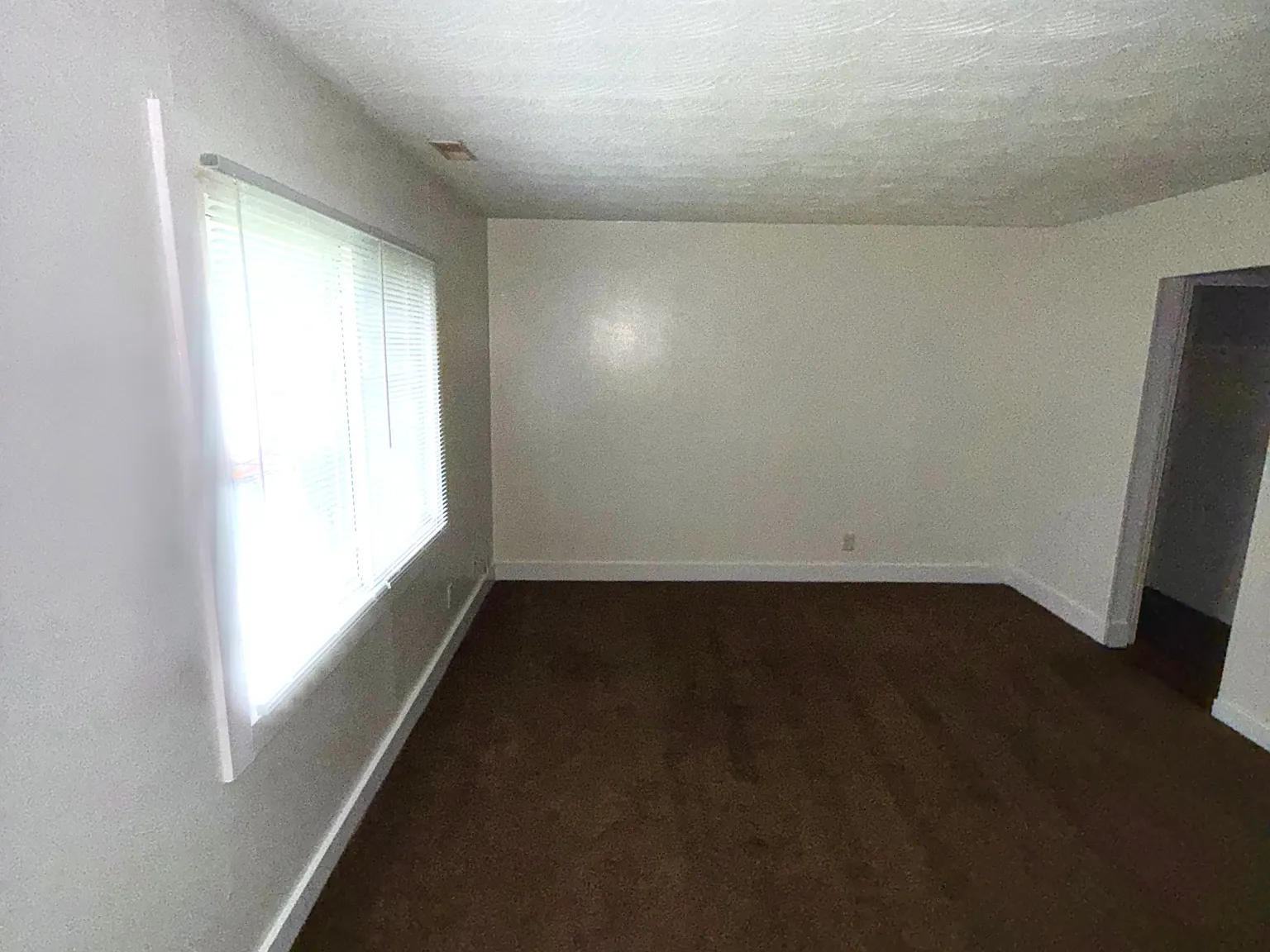 2 bed, 850 sqft, $1,100 — Photo 4