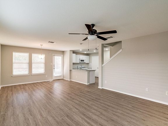 5th image of 3303 Etheredge Dr