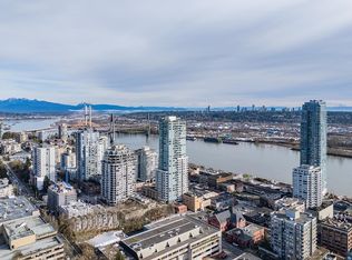 618 Carnarvon St #405, New Westminster, BC