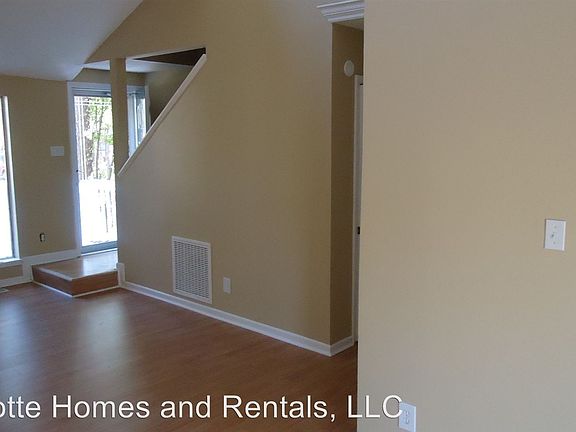 2nd image of 7700 Stone Canyon Ln