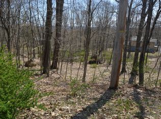 88 Pheasant Run Run, Bushkill, PA 18324