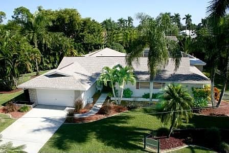 1st image of 6807 Hibiscus Ln