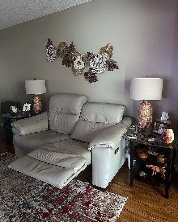 1st image of 625 W Lake Jasmine Cir Unit 625-109