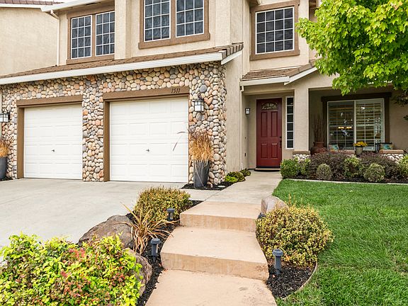 2nd image of 1511 Olympic Cir
