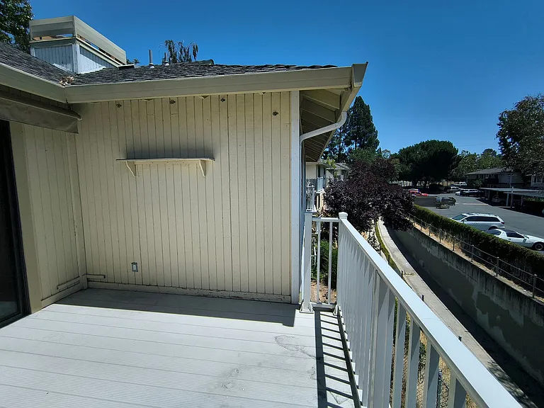 2827 Monument Blvd #24 — Photo 44