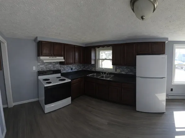 526 W 6th Ave APT C, Lancaster, OH 43130