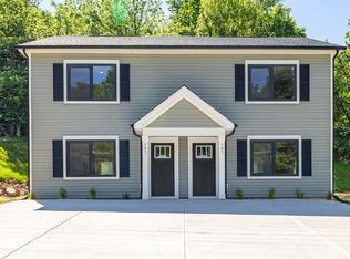 244 S Caldwell Ave, Newton, NC 28658