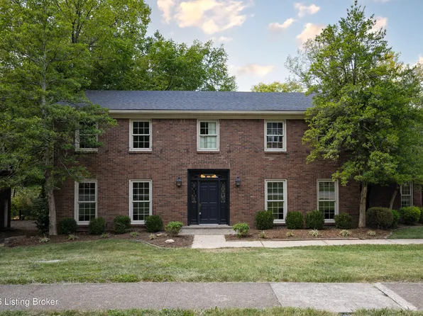 2108 Bainbridge Row Dr, Indian Hills, KY 40207