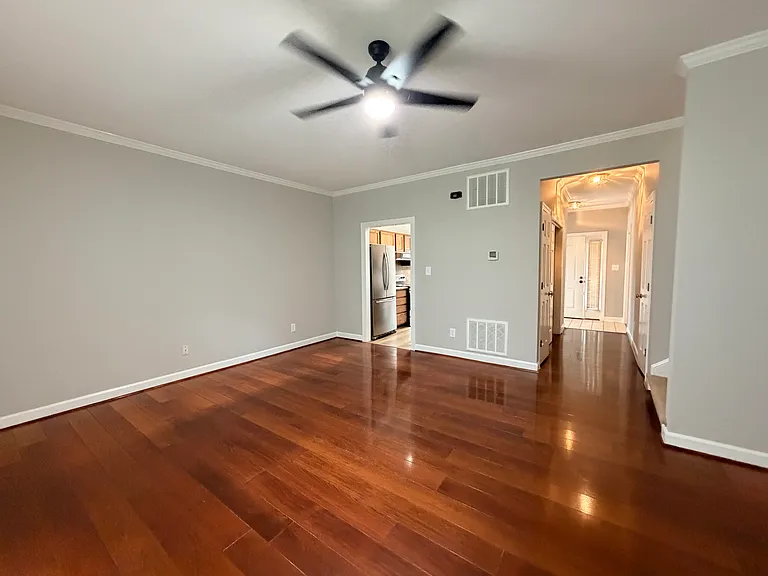351 S Cherry St — Photo 5