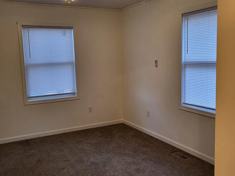 18213 River Rd — Photo 12