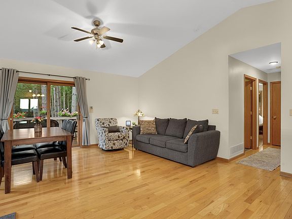 4th image of 2169 128th St