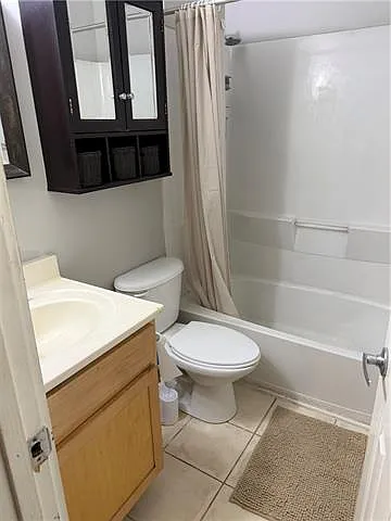 1233 Esplanade Ave #7 — Photo 8