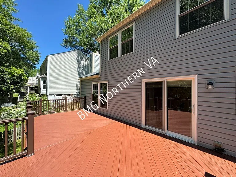 3821 Jocelyn Dr — Photo 29