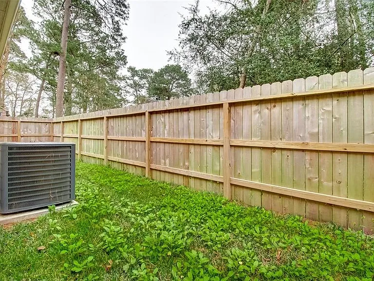11227 Burning Tree Dr — Photo 20