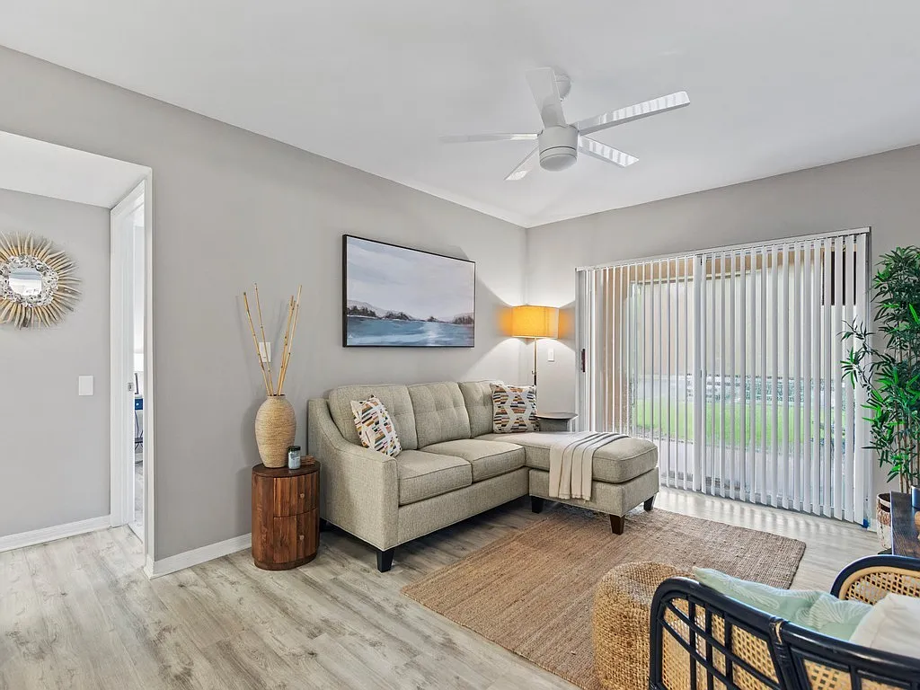 2 bed, 1079 sqft, $3,500 — Photo 3