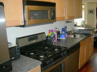 700 1st St APT 7S, Hoboken, NJ 07030