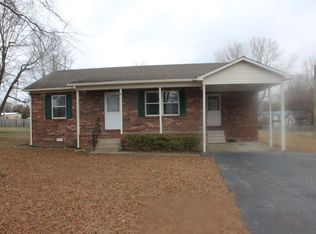 102 Perry St, Mayfield, KY 42066