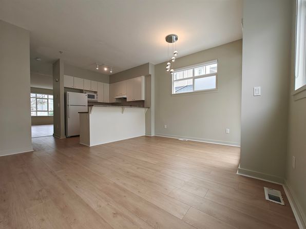 4 bedroom rental in Vancouver — photo 6