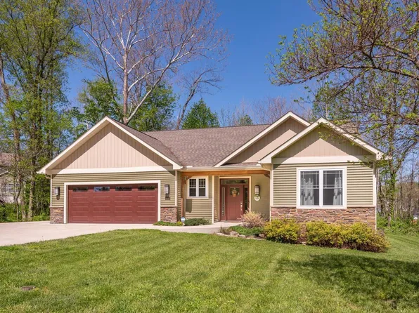 5515 N Behrens Ct, Ellettsville, IN 47429