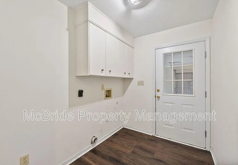 928 Hunting Horn Way W — Photo 23