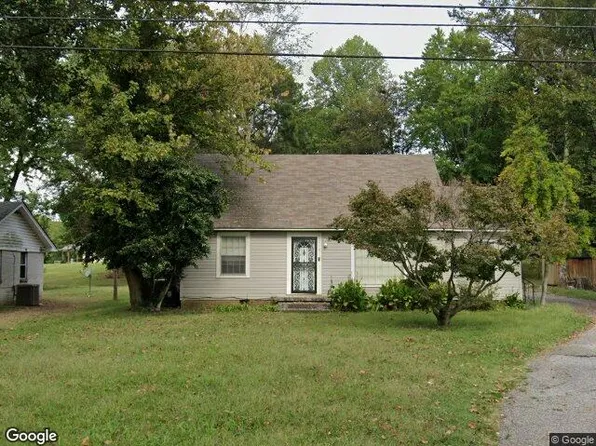 804 W Main St, Newbern, TN 38059