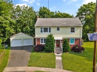 19 Wright Ct FLOOR 2, Bloomfield, NJ 07003