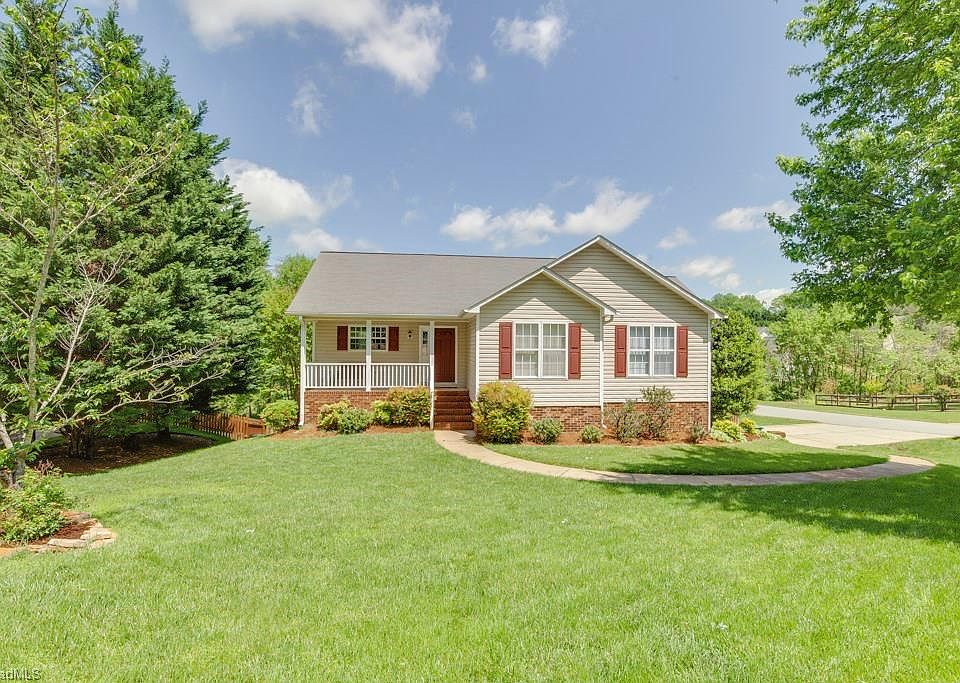 1st image of 7405 Cortney Glen Ln