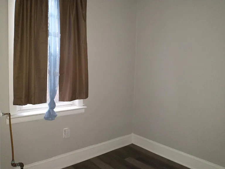 Unit Photo