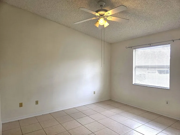 739 Heathrow Ave — Photo 13