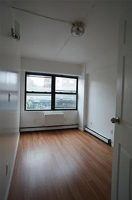 Rented by R New York | media 21