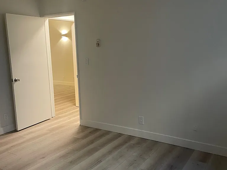 10810 Missouri Ave #2 — Photo 12