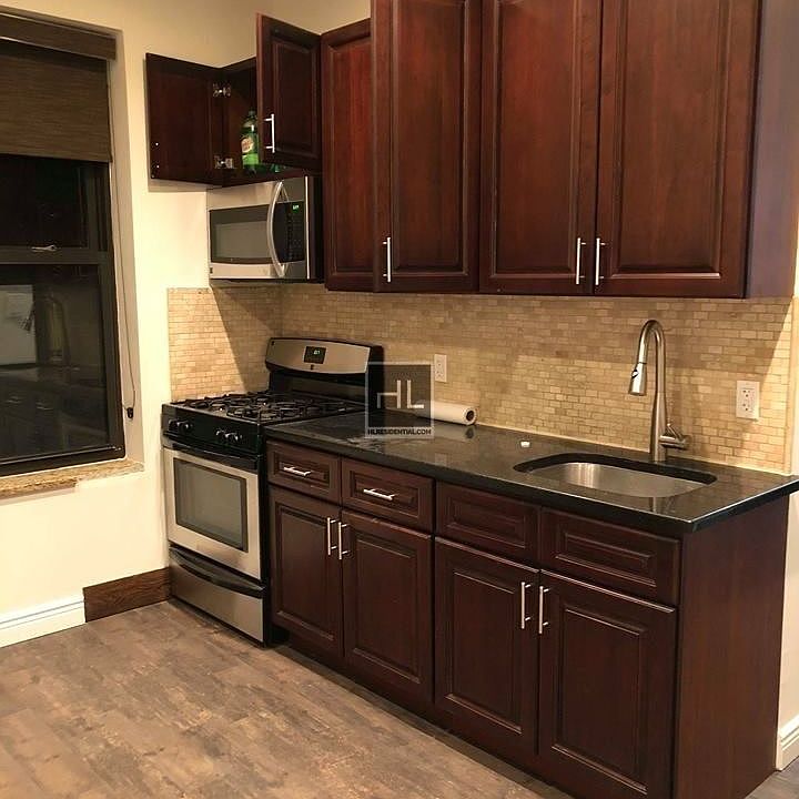 1st image of 2589 44th St APT 1R