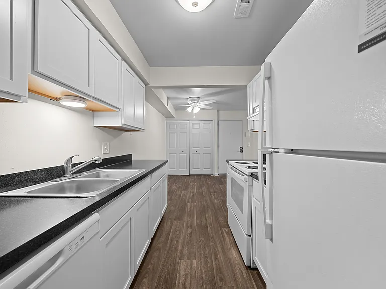 Modern kitchen at Three Oaks Apartments in Troy, MI