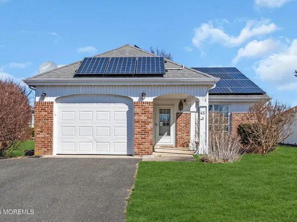 45 Greenwich Avenue, Manchester, NJ 08759